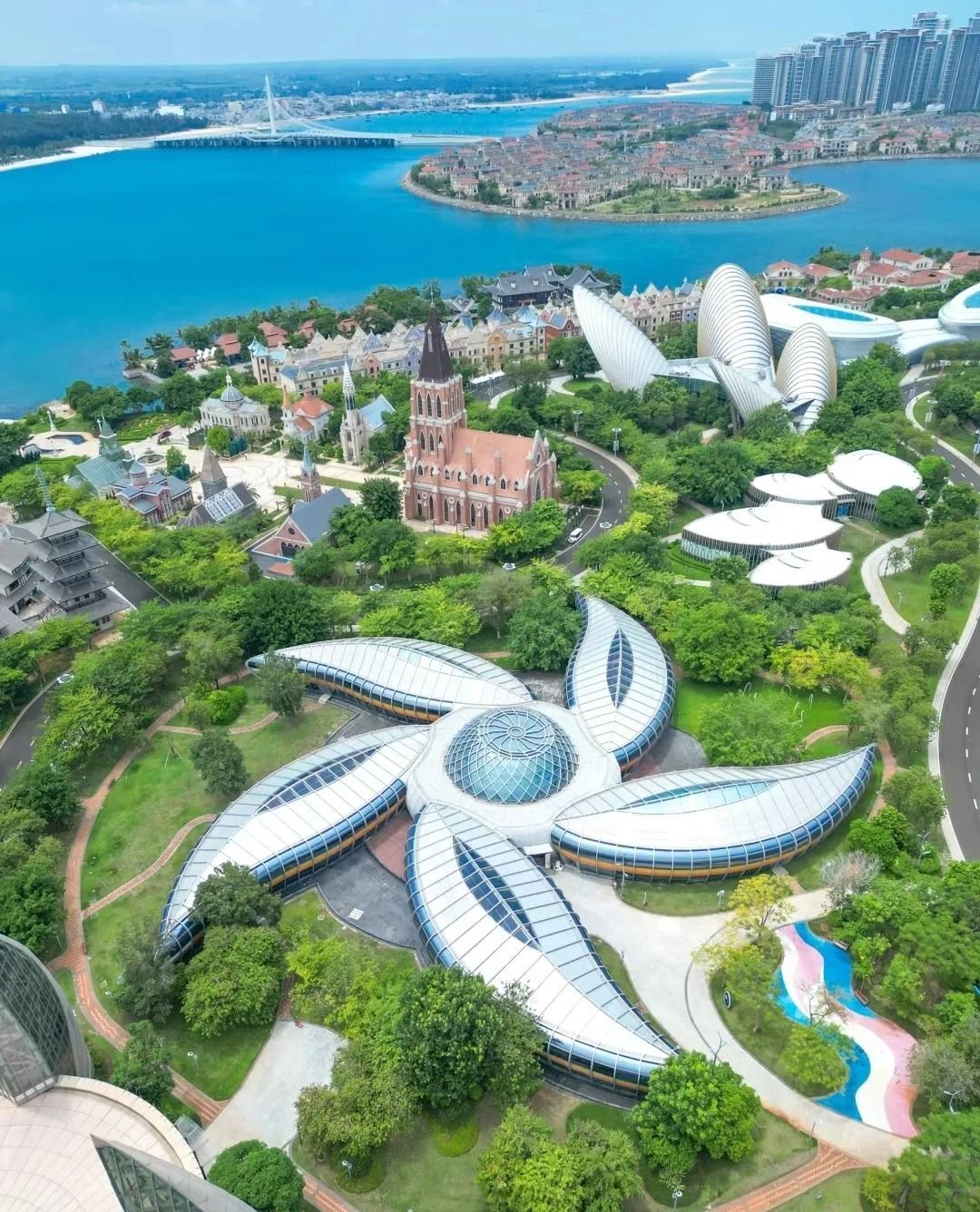 5D4N Ocean Flower Island Experience Hainan Tour