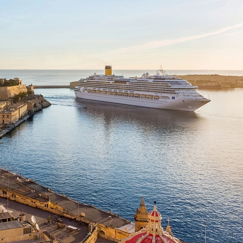 Cruise Booking (Leisure / Luxury Cruise)